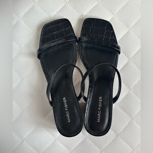 NWT MARC FISHER Women Leather Croc-Embossed Heels, Sandals, Black, Size 8M